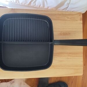 New 11 inch 2 part nonstick skillet frypan griddle